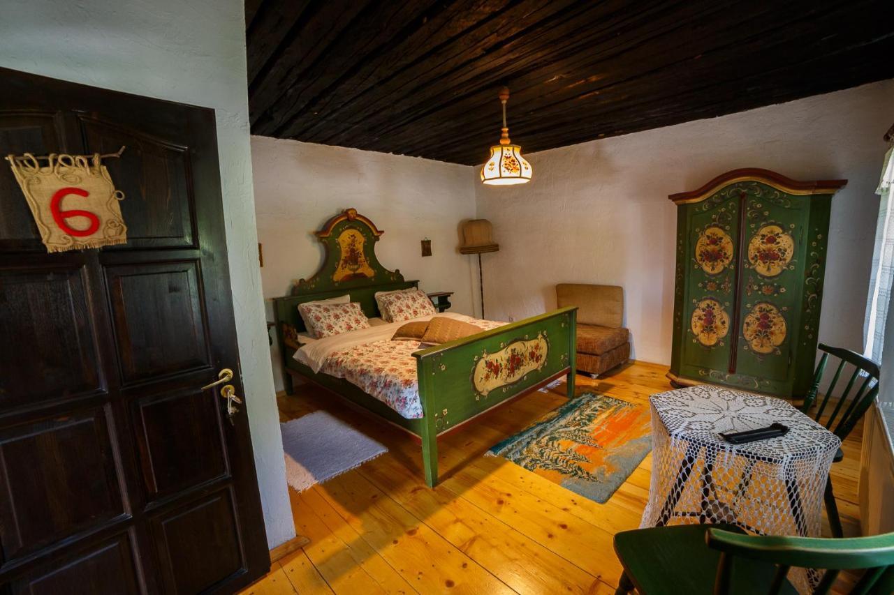 Pensión Casa Poveste Pensiunea-muzeu Câmpulung Moldovenesc