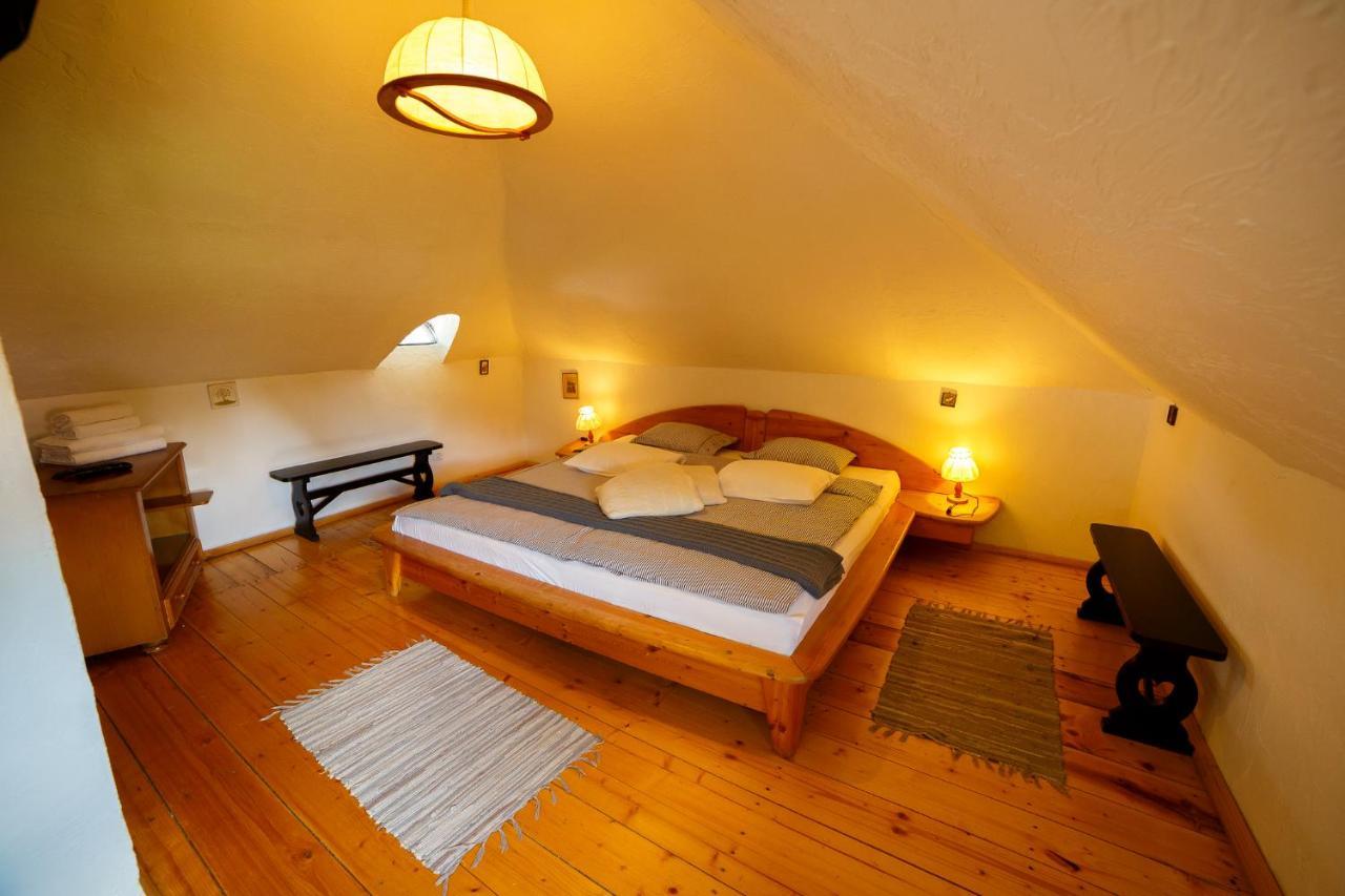 Casa Poveste Pensiunea-muzeu 4* Câmpulung Moldovenesc